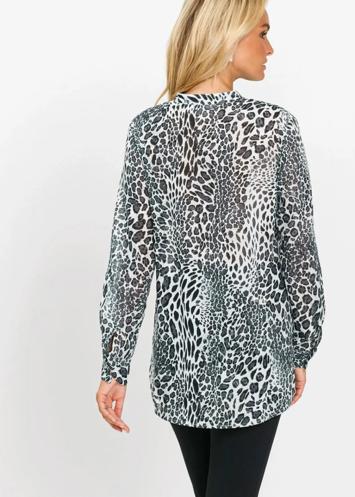 bonprix Bekleidung·Jacken & Mäntel|Blusen & Tuniken^Chiffon Longbluse schwarz/wollweiß bedruckt