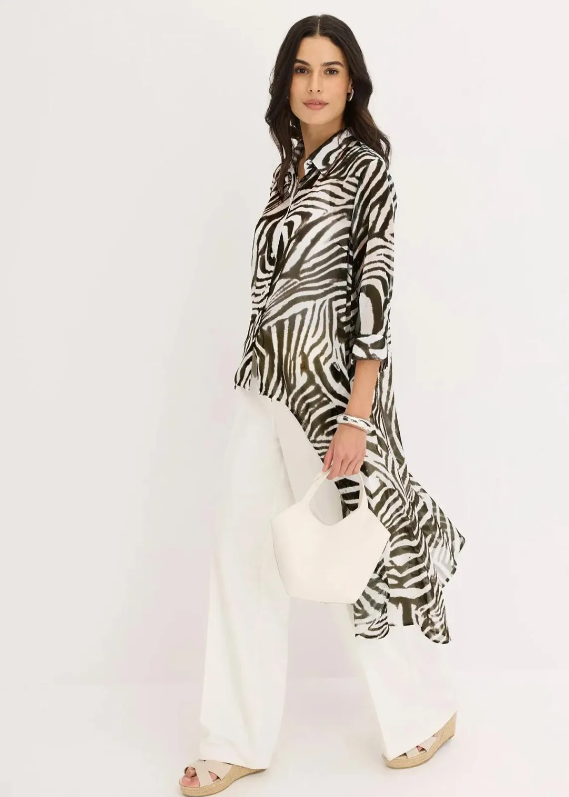 bonprix Blusen & Tuniken^Chiffon- Longbluse natur/dunkeloliv zebra bedruckt
