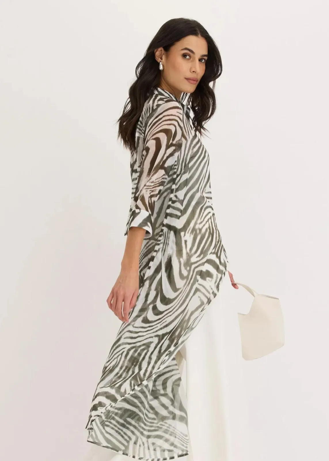 bonprix Blusen & Tuniken^Chiffon- Longbluse natur/dunkeloliv zebra bedruckt