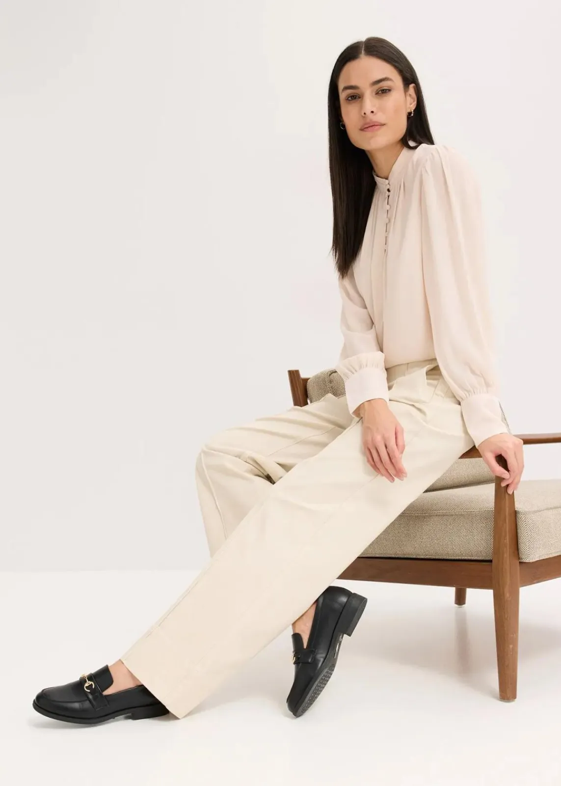 bonprix Bekleidung·Jacken & Mäntel|Blusen & Tuniken^Chiffon Tunikabluse beige