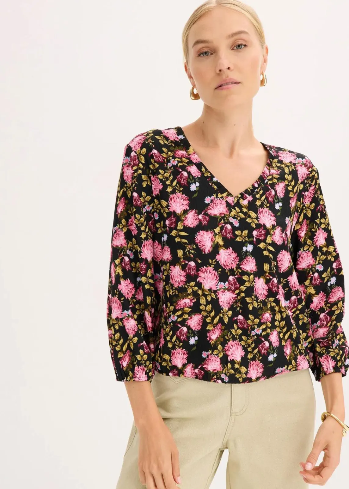 bonprix Blusen & Tuniken^Chiffon-Bluse mit Raffung am Saum schwarz geblümt