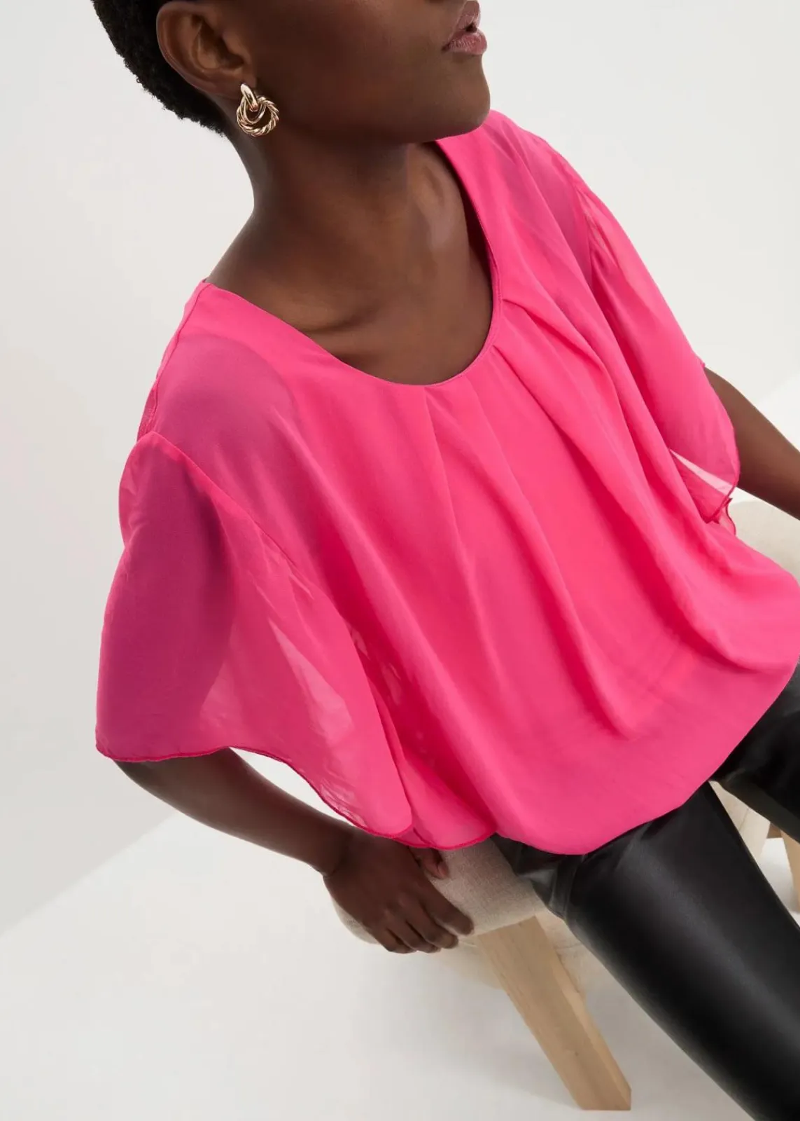 bonprix Blusen & Tuniken|Bekleidung·Jacken & Mäntel^Chiffonbluse mit Untertop dunkelpink