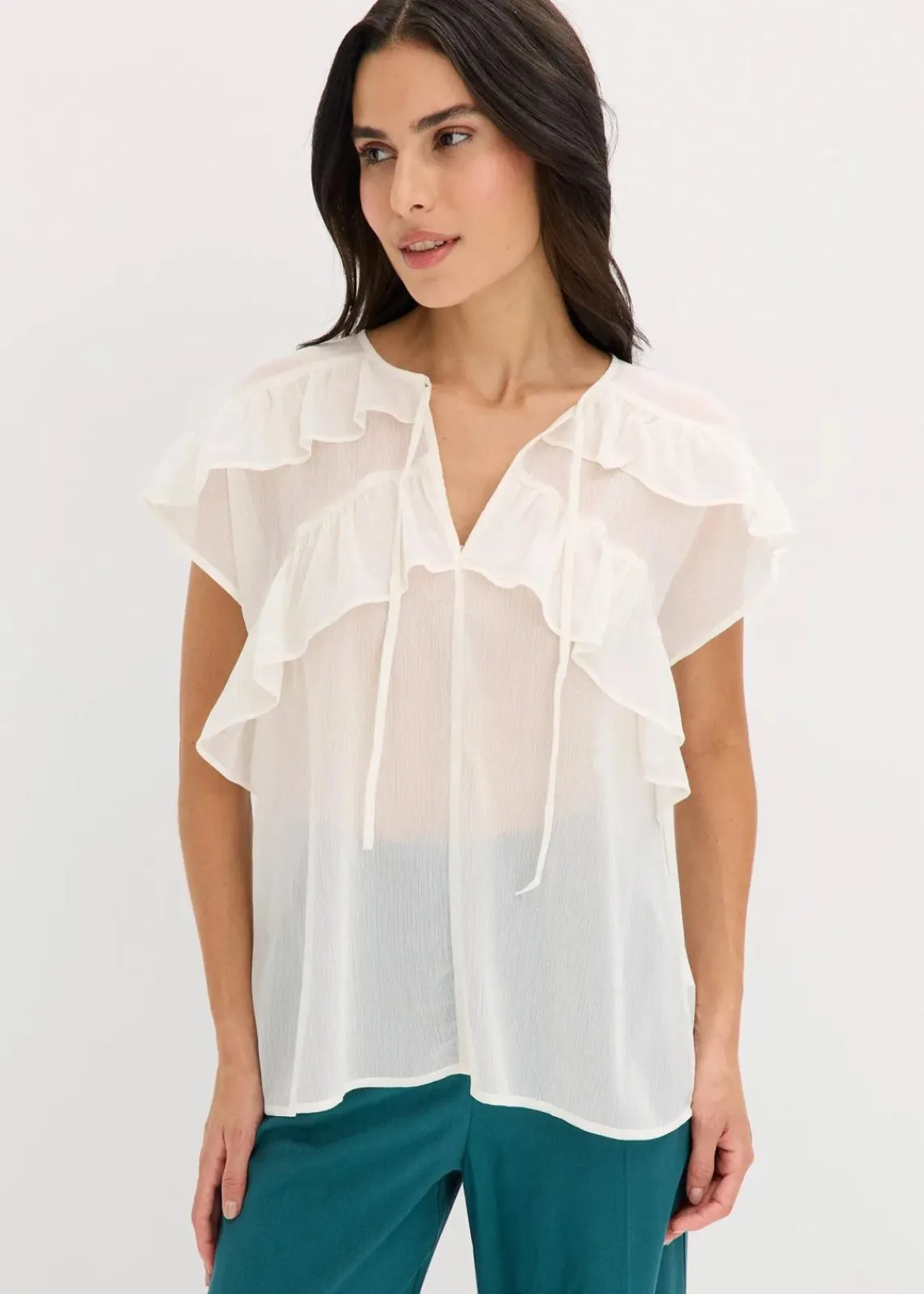 bonprix Blusen & Tuniken|Bekleidung·Jacken & Mäntel^Chiffonbluse mit Volants wollweiß