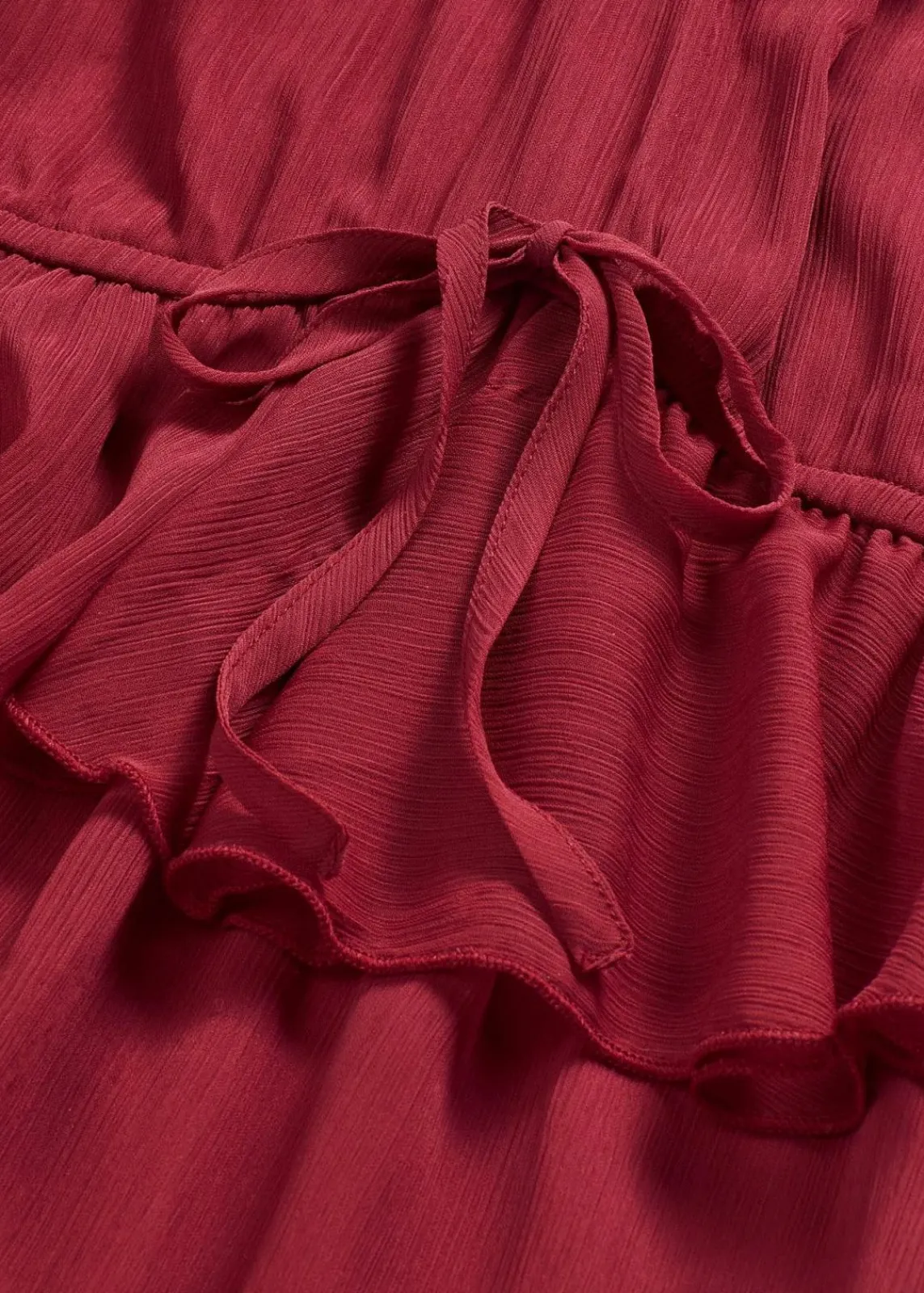 bonprix Bekleidung·Pullover & Strickjacken|Kleider^Chiffonkleid in A-Linie pflaumenrot