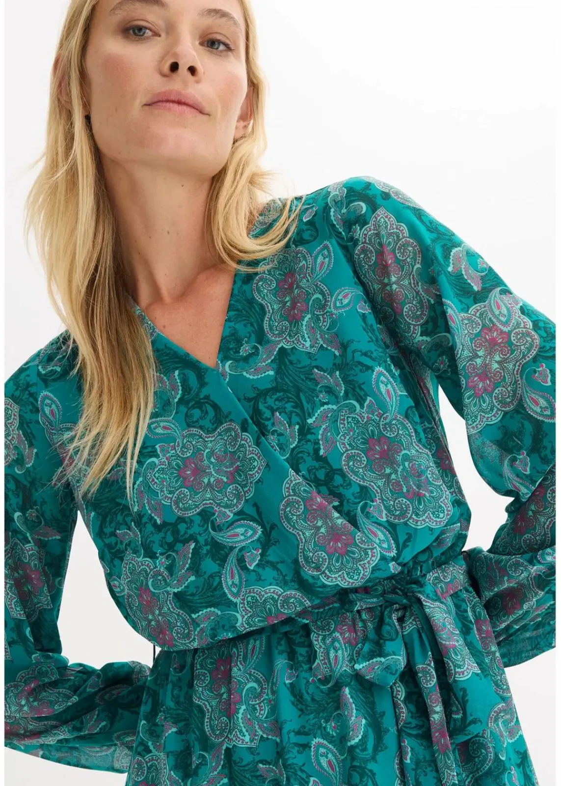 bonprix Kleider|Bekleidung·Pullover & Strickjacken^Chiffonkleid mit Paisley-Druck dunkelsmaragd/dunkelfuchsia paisley