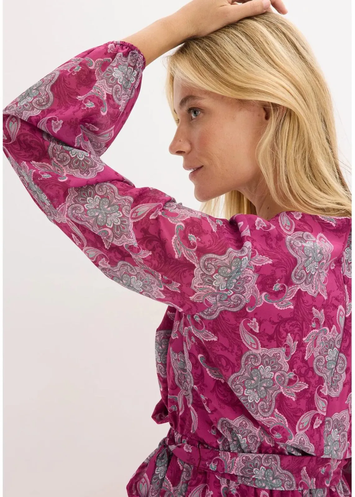 bonprix Bekleidung·Pullover & Strickjacken|Kleider^Chiffonkleid mit Paisley-Druck dunkelfuchsia/mint/blütenpink paisley