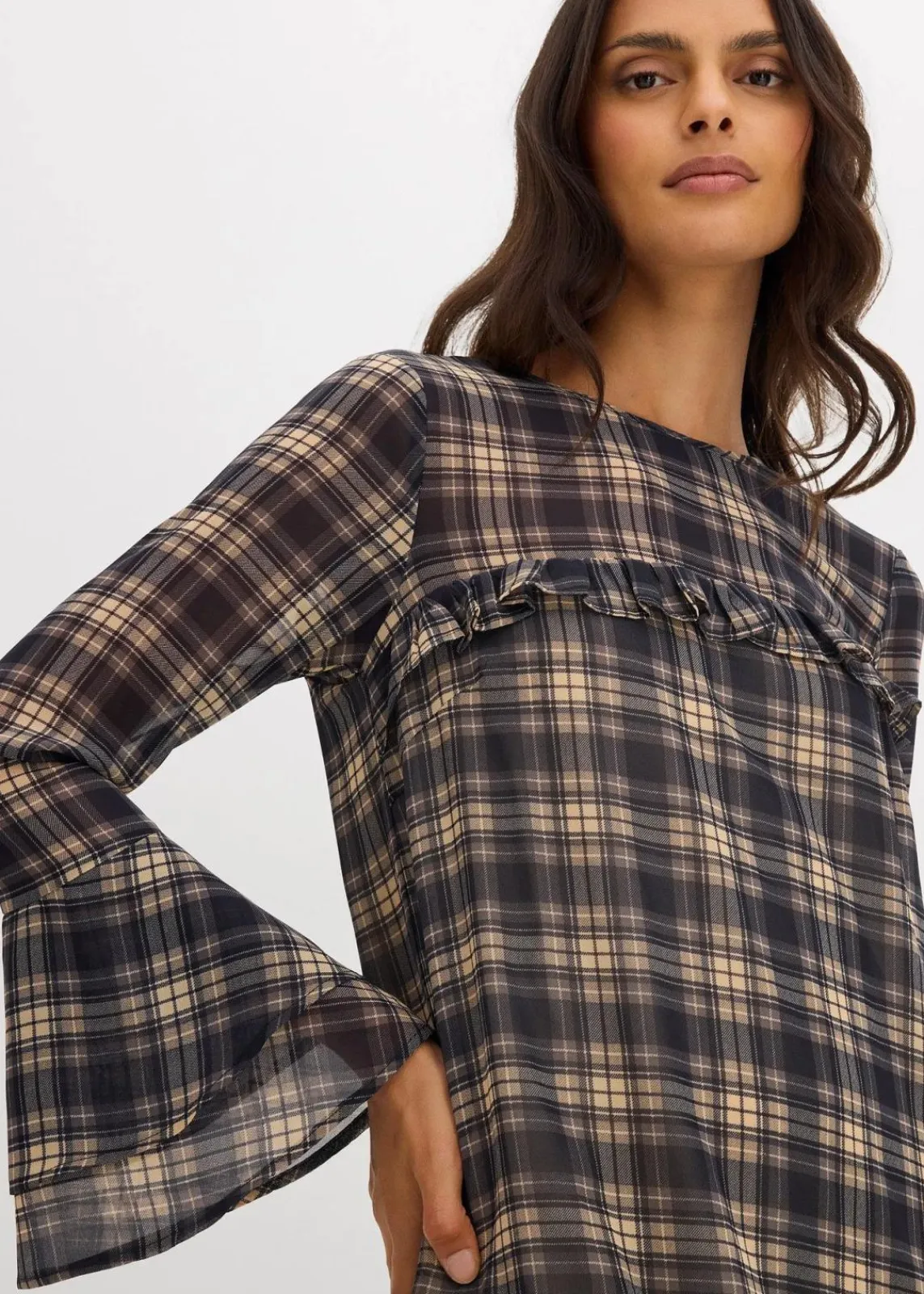 bonprix Bekleidung·Pullover & Strickjacken|Kleider^Chiffonkleid mit Volants schwarz kariert