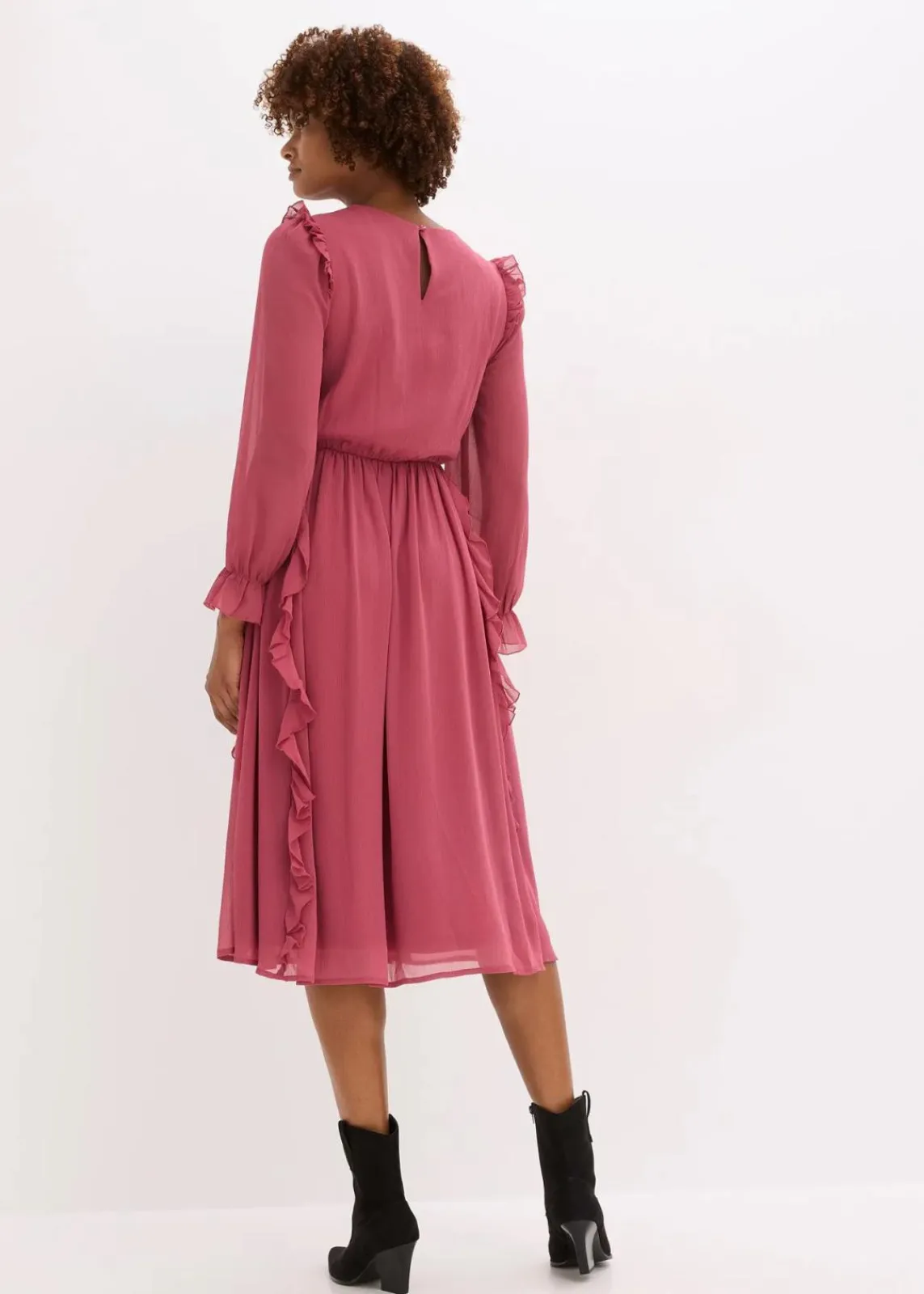 bonprix Bekleidung·Pullover & Strickjacken|Kleider^Chiffonkleid mit Volants waldbeere