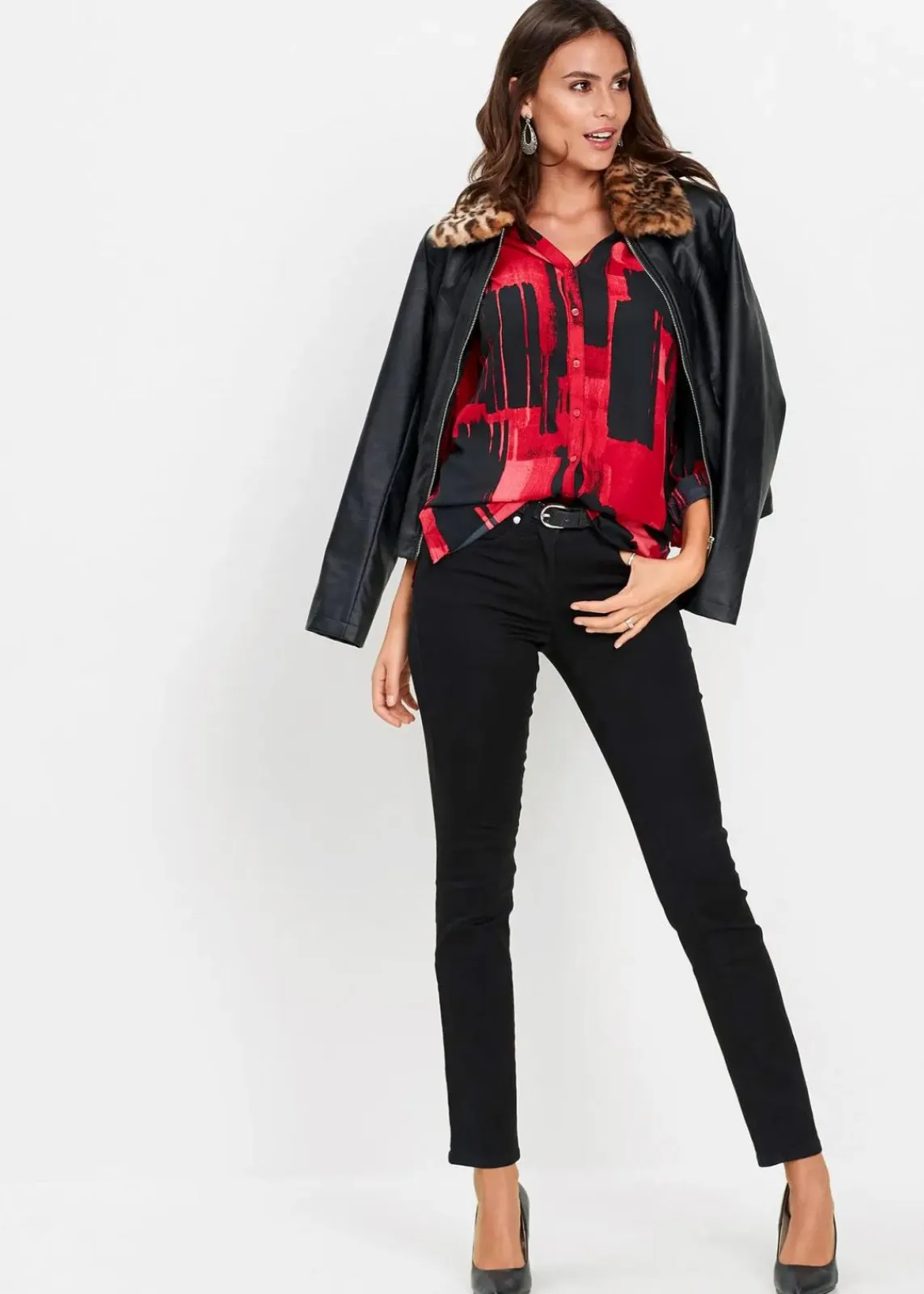 bonprix Bekleidung·Jacken & Mäntel|Blusen & Tuniken^Chiffon-Longbluse mit Druck rot/schwarz