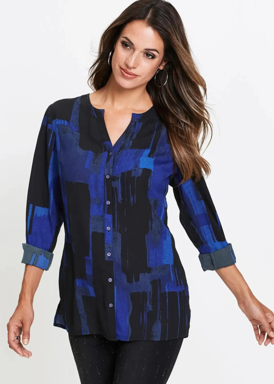 bonprix Blusen & Tuniken|Bekleidung·Jacken & Mäntel^Chiffon-Longbluse mit Druck saphirblau/schwarz