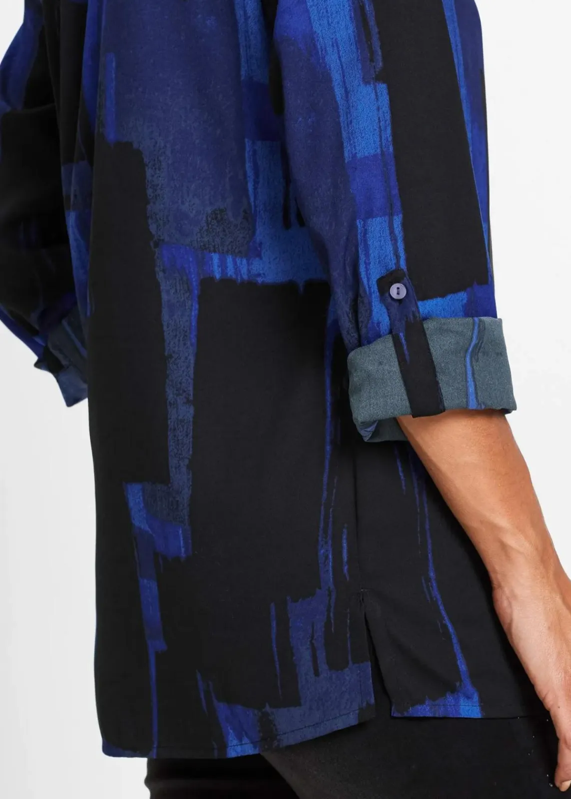 bonprix Blusen & Tuniken|Bekleidung·Jacken & Mäntel^Chiffon-Longbluse mit Druck saphirblau/schwarz