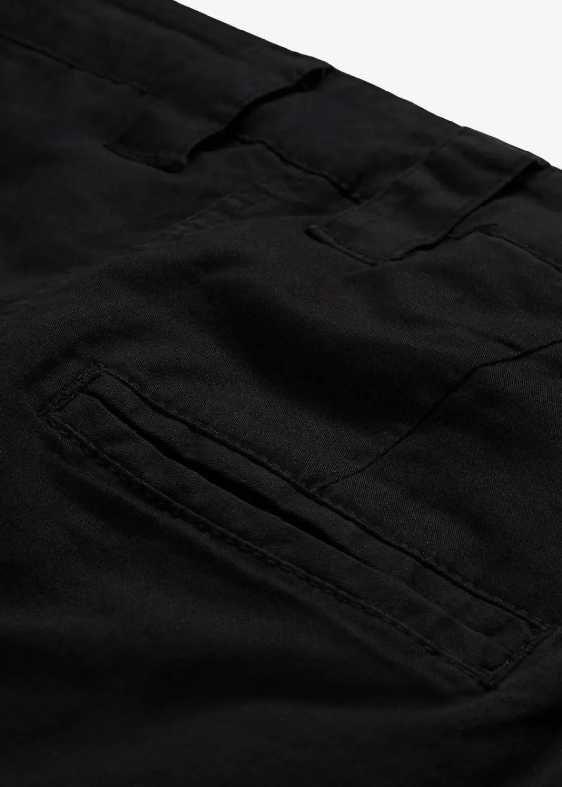 bonprix Hosen|Kurzgrößen^Chinohose aus Baumwolle, knöchellang schwarz