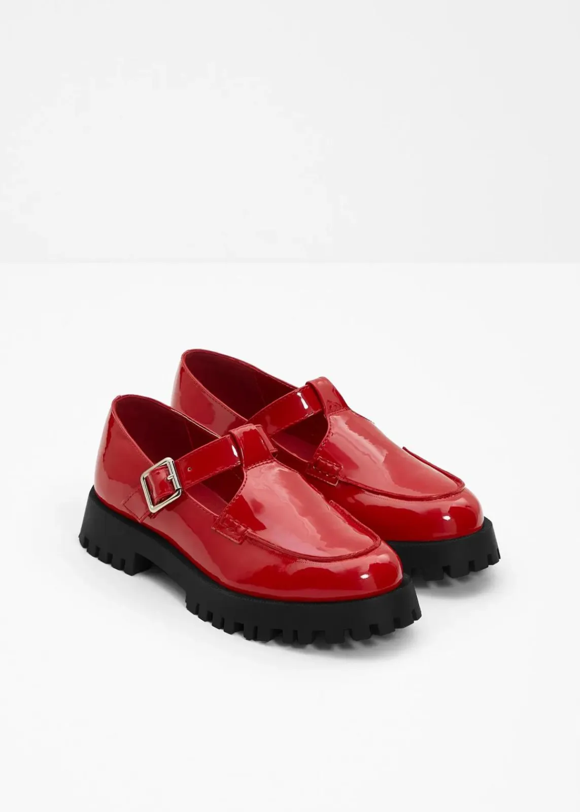 bonprix Sommerschuhe|Slipper & Halbschuhe^Chunky Loafer mit Cut-Outs rot