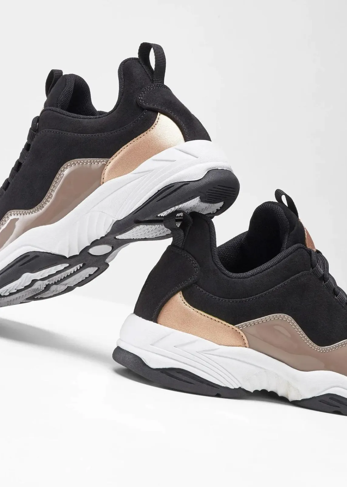 bonprix Sneaker^Chunky Sneaker schwarz/camel
