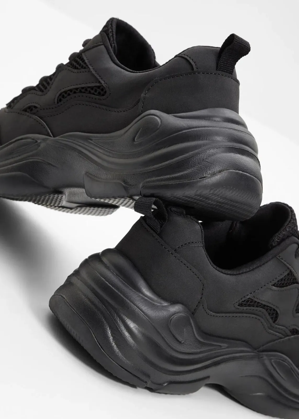 bonprix Sneaker^Chunky Sneaker mit Mesh-Einsatz schwarz