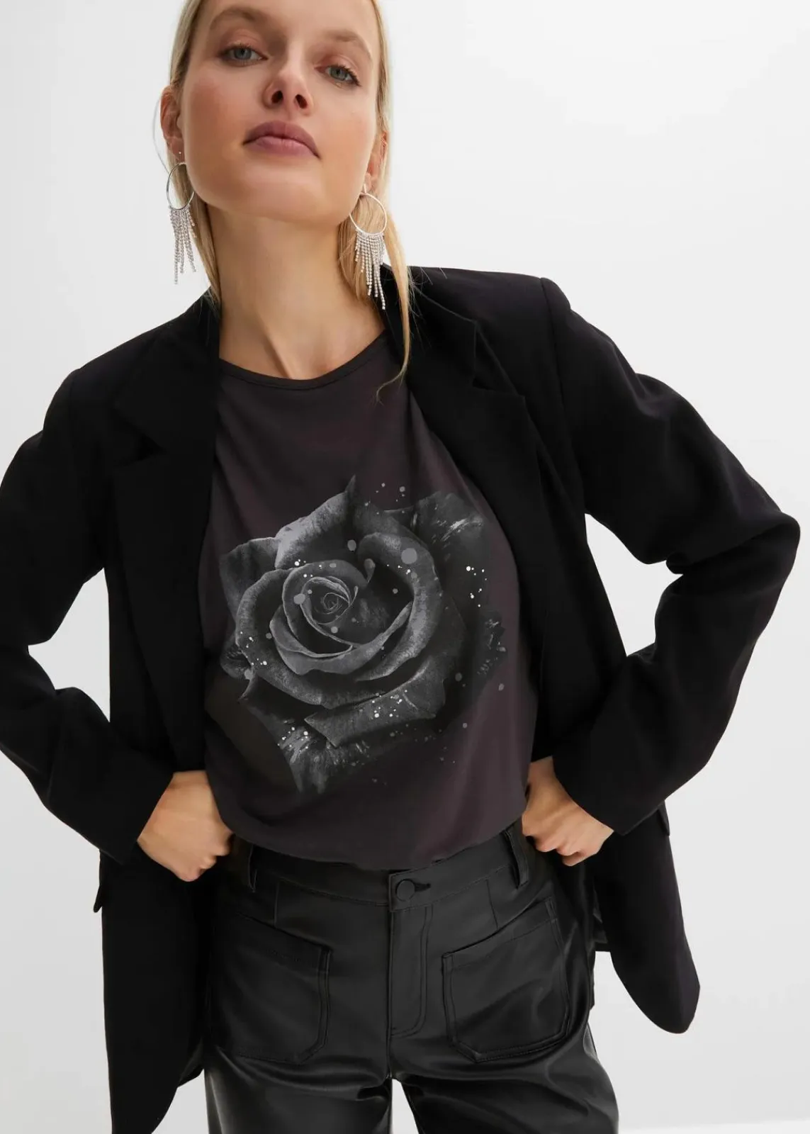 bonprix Nachhaltigere Materialien|Shirts & Tops^Cold-Shoulder-Shirt aus Viskose dunkelgrau floral