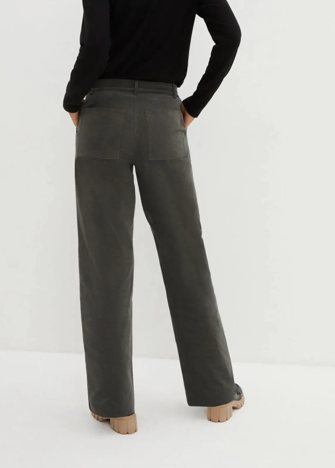 bonprix Bekleidung·Kleider|Nachhaltigere Materialien^Cordhose aus Bio-Baumwolle mit Stretch dunkelgrau