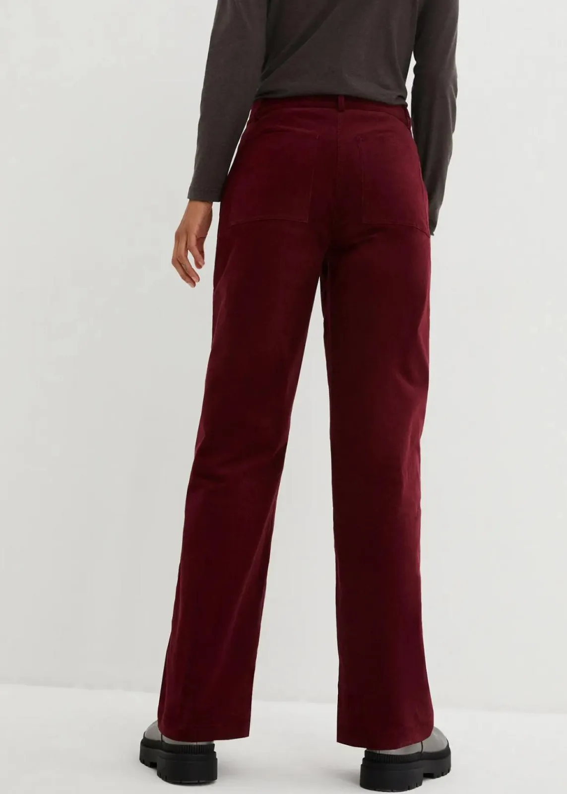 bonprix Nachhaltigere Materialien|Hosen^Cordhose aus Bio-Baumwolle mit Stretch ahornrot