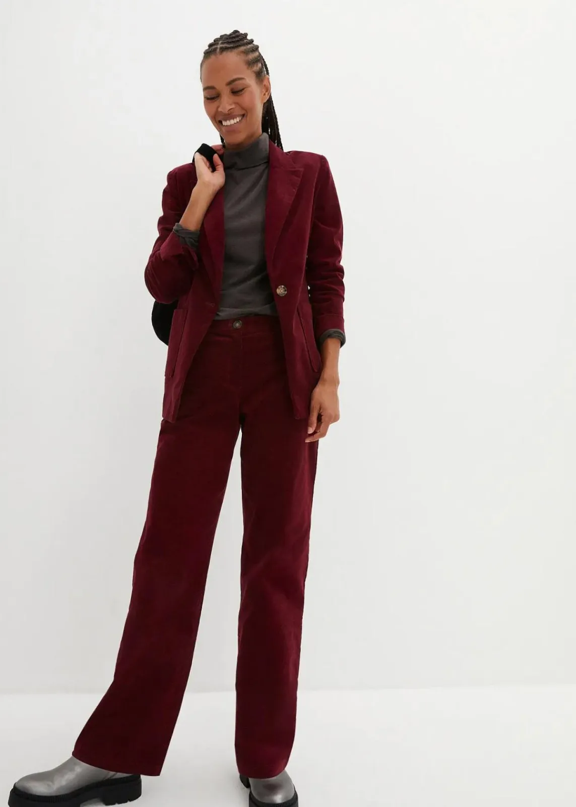 bonprix Nachhaltigere Materialien|Hosen^Cordhose aus Bio-Baumwolle mit Stretch ahornrot