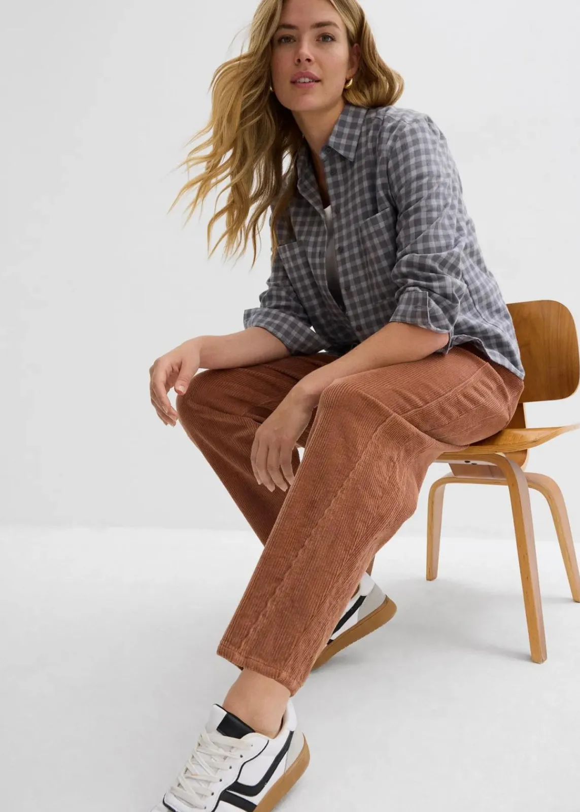 bonprix Hosen|Bekleidung·Kleider^Cordhose in Barellform schokosorbet
