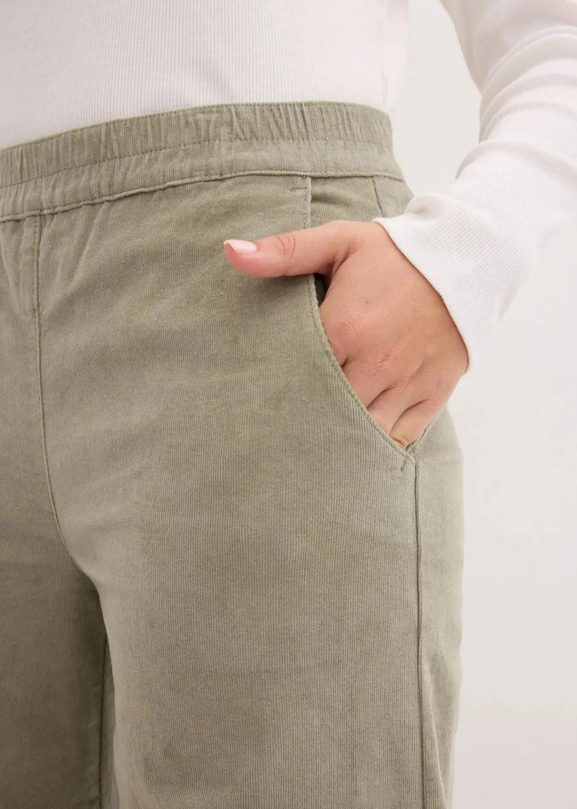 bonprix Bekleidung·Kleider|Hosen^Cordhose mit Bequembund, High Waist seegras