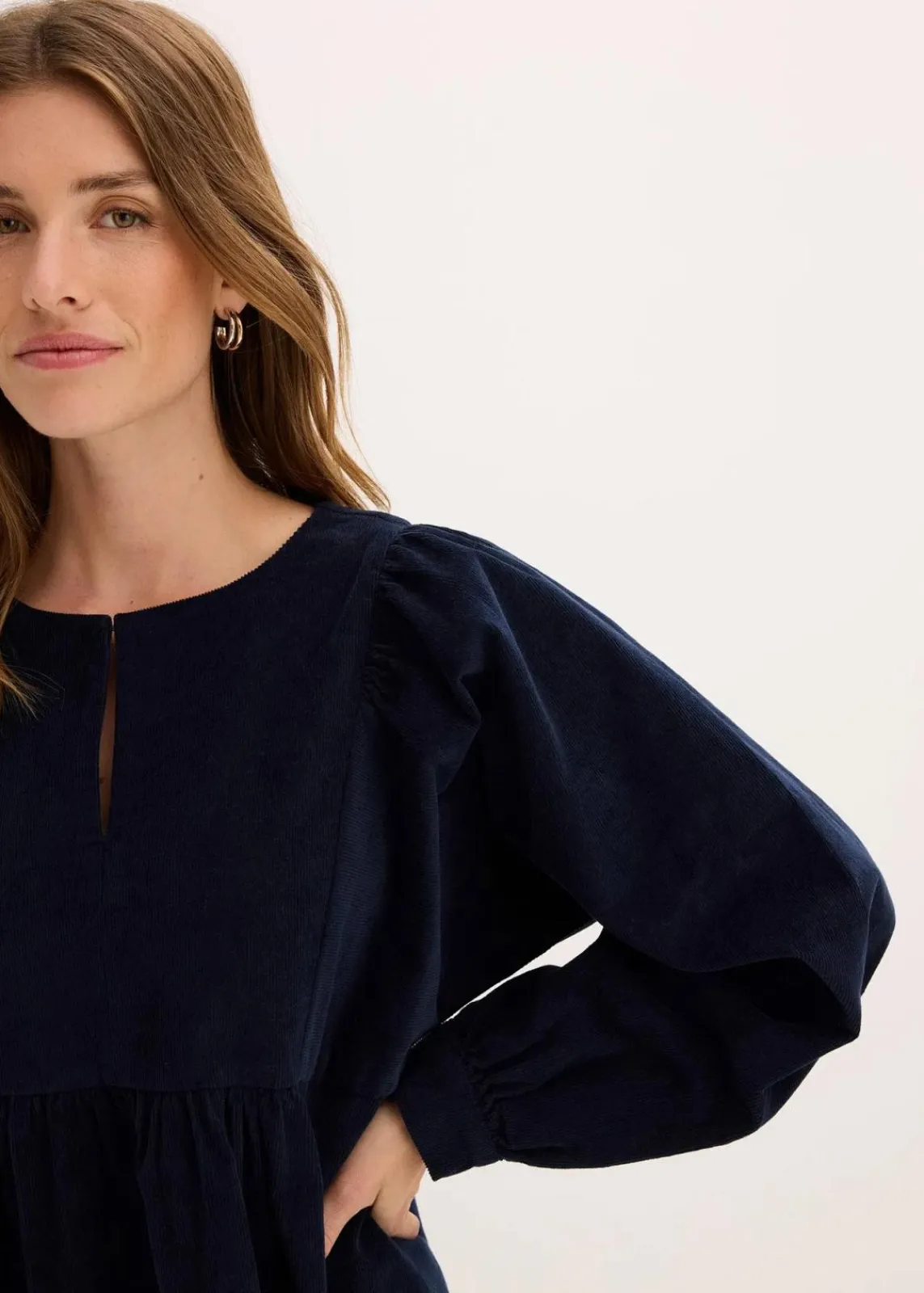 bonprix Bekleidung·Pullover & Strickjacken|Kleider^Cordkleid aus Baumwolle tintenblau