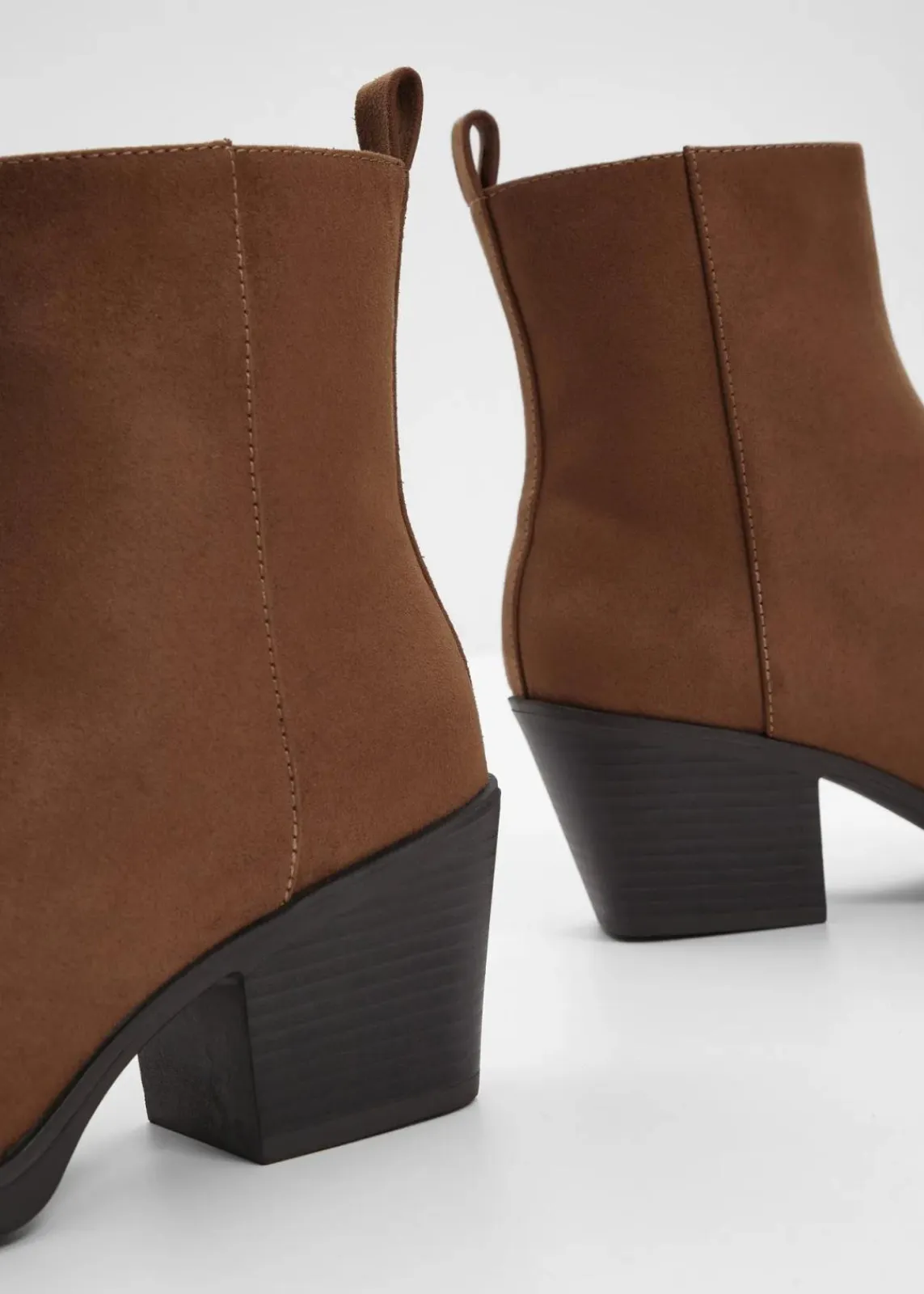 bonprix Stiefeletten^Cowboy-Boots mit Blockabsatz gewürzbraun