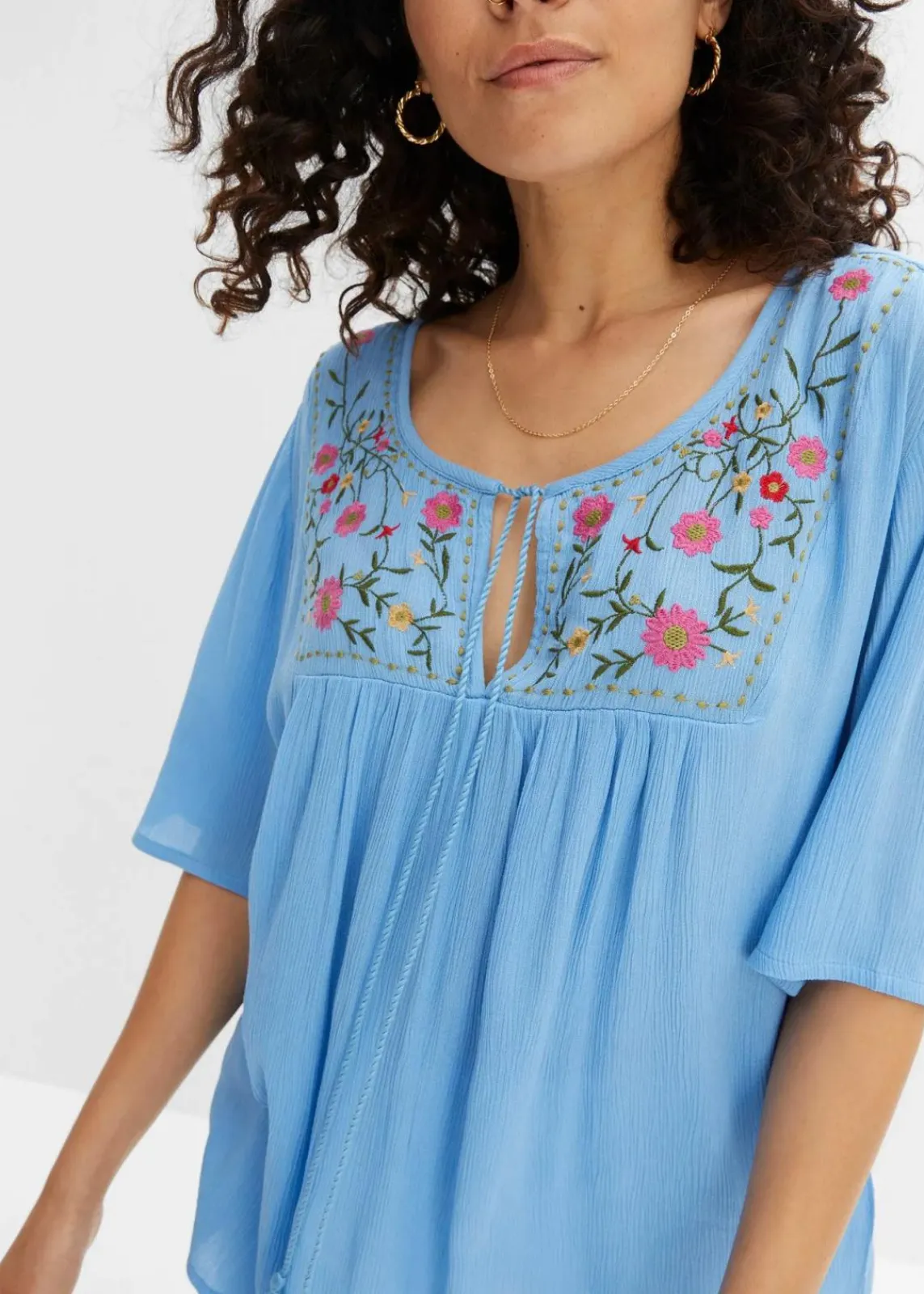 bonprix Nachhaltigere Materialien|Blusen & Tuniken^Crincle- Tunika aus softer Viskose brilliantblau