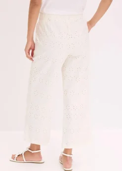 bonprix Hosen^Culotte aus Lochstickerei wollweiß