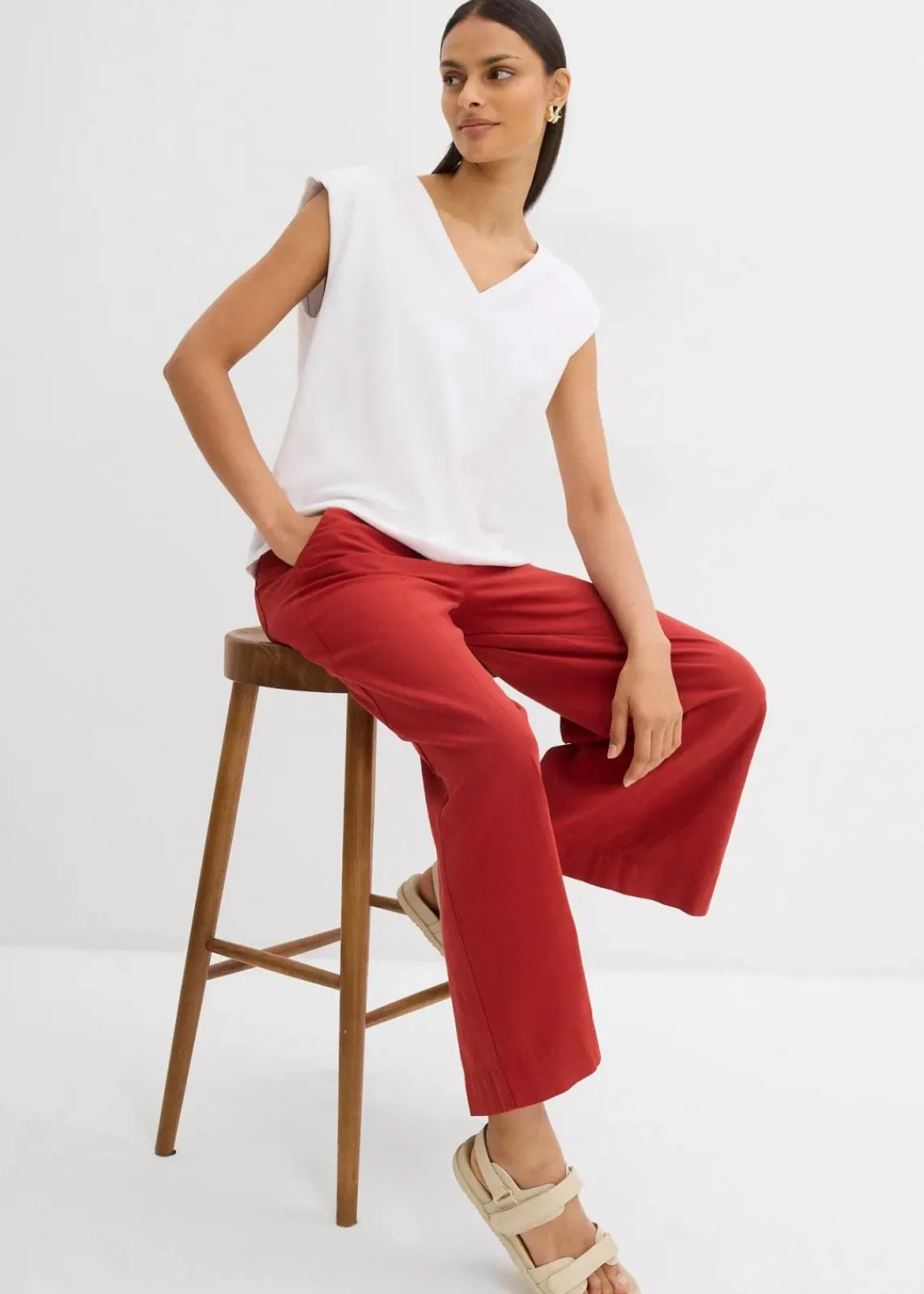 bonprix Hosen|Bekleidung·Kleider^Culotte mit elastischem Bund aus Viskose-Mix karminrot