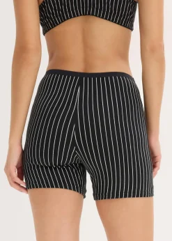 bonprix Wäsche·Baumwollunterwäsche|Baumwollunterwäsche^Damen Taillen Boxer mit längerem Bein (4er Pack) schwarz/wollweiß-gestreift+ahornrot