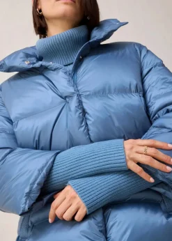 bonprix Bekleidung·Hosen|Premium^Daunenjacke mit recycelten Daunen und Strickärmeln wellenblau