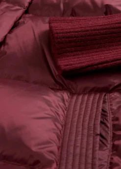 bonprix Jacken & Mäntel|Premium^Daunenjacke mit recycelten Daunen​ und Strickärmeln dunkelbeere