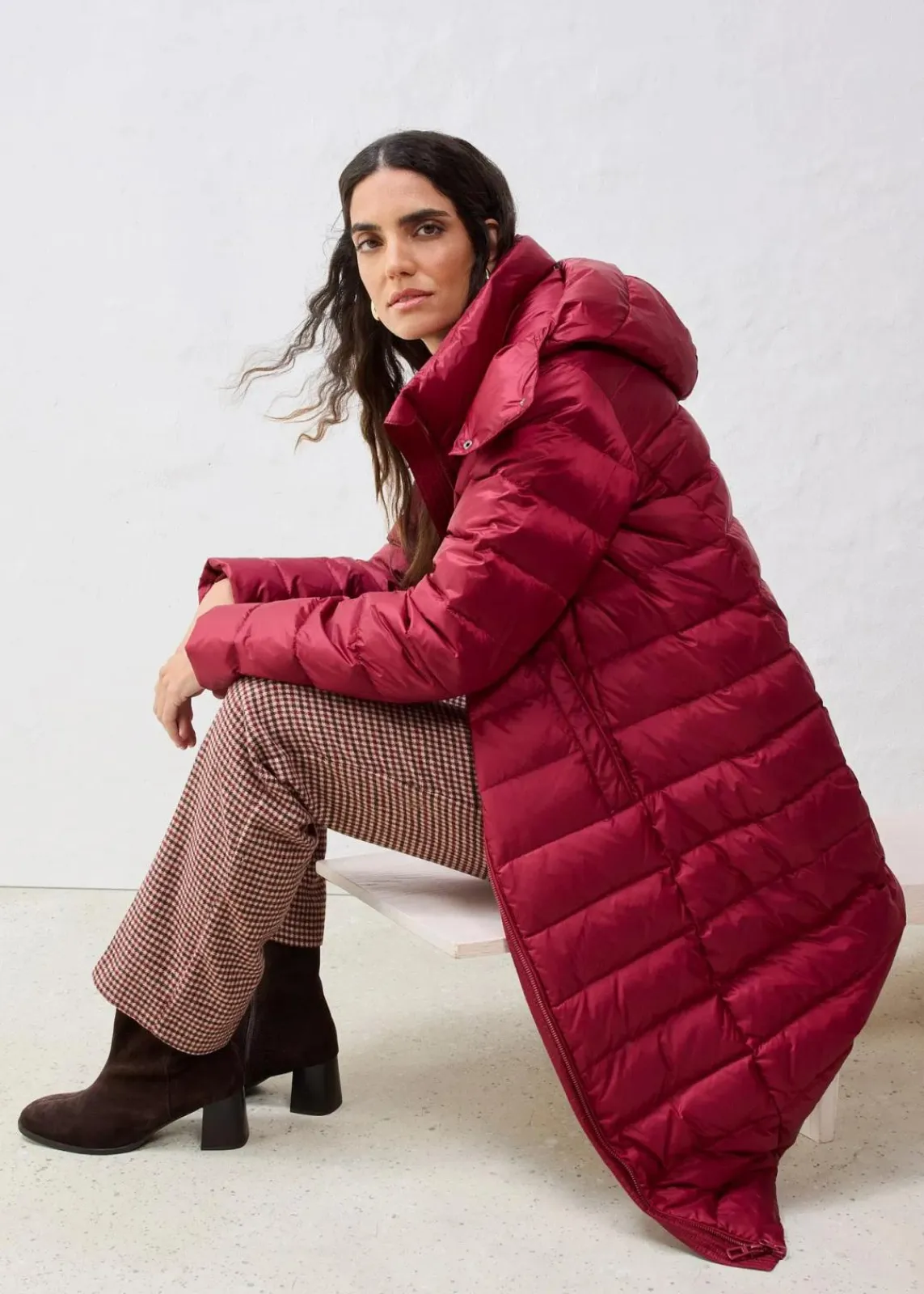 bonprix Jacken & Mäntel|Premium^Daunenmantel mit recycelten Daunen pflaumenrot