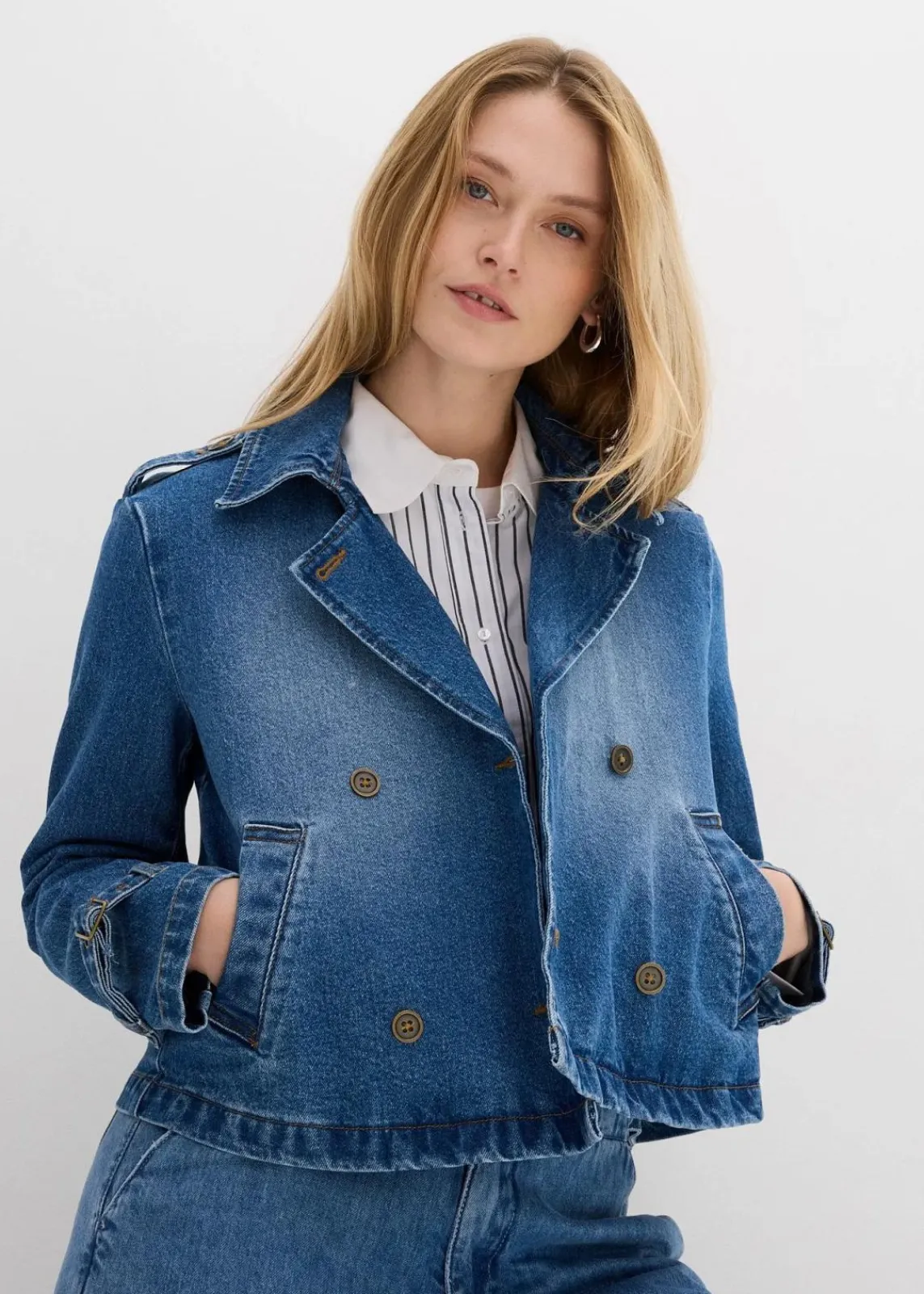 bonprix Jacken & Mäntel^Denim Trenchjacke hellblau denim