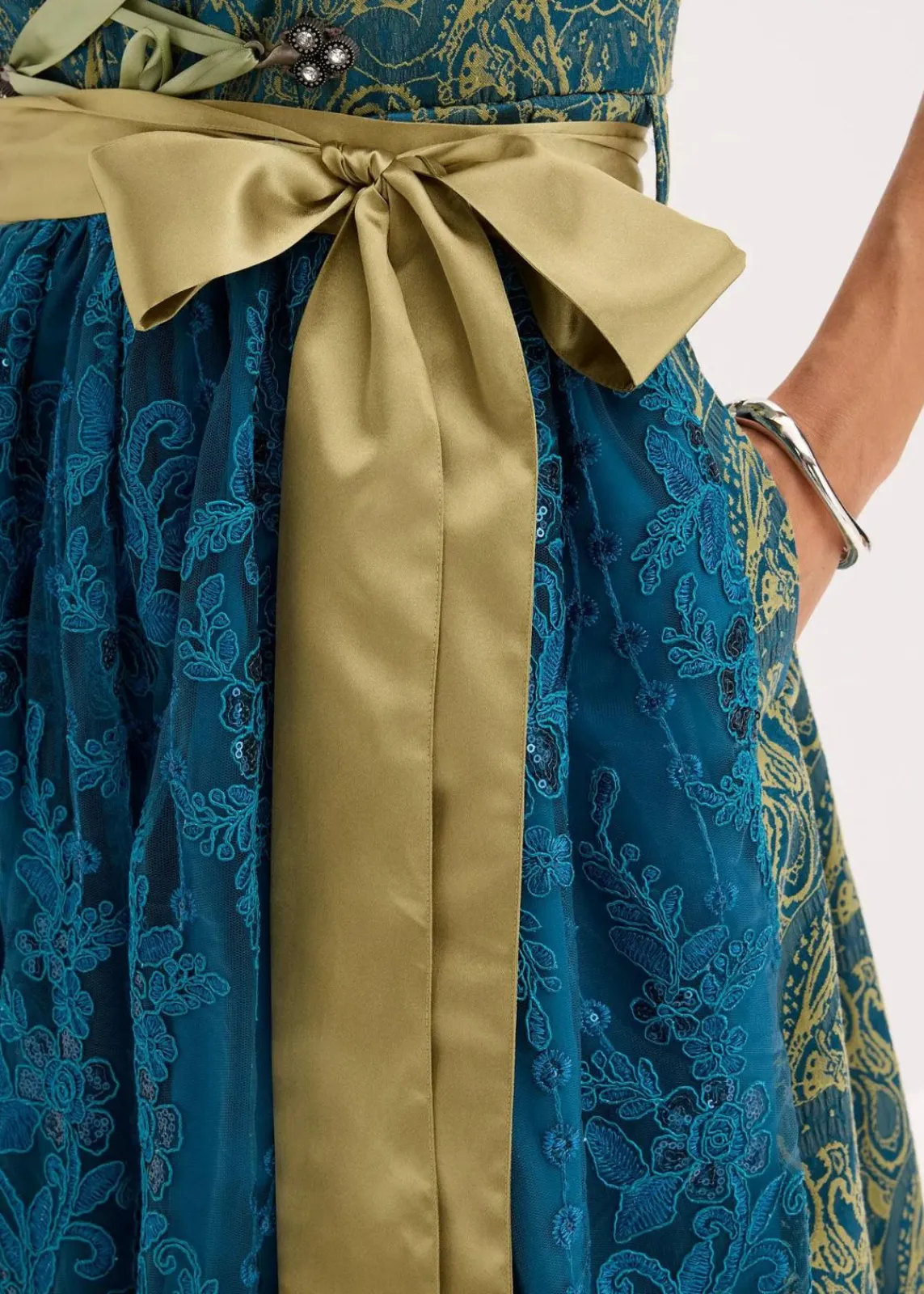 bonprix Kleider|Bekleidung·Pullover & Strickjacken^Dirndl mit Pailletten Schürze (2-tlg.Set) ozeanblau/olivgrün