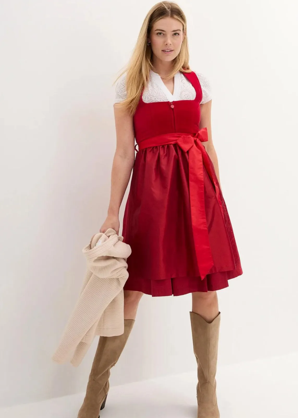 bonprix Kleider|Bekleidung·Pullover & Strickjacken^Dirndl mit Samt-Mieder und Satin-Schürze (2-tlg.Set) abendrot/rot