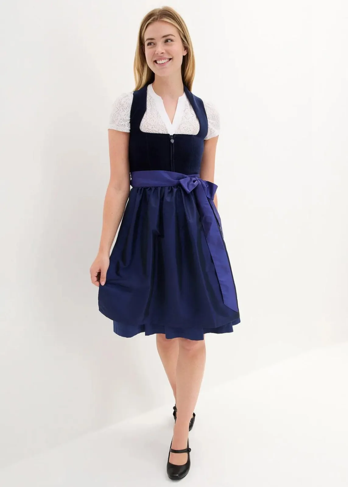 bonprix Kleider|Bekleidung·Pullover & Strickjacken^Dirndl mit Samt-Mieder und Satin-Schürze (2-tlg.Set) dunkelblau/mitternachtsblau