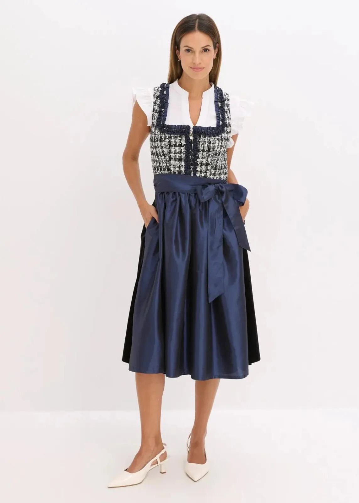 bonprix Bekleidung·Pullover & Strickjacken|Kleider^Dirndl und Schürze (2-tlg.Set) dunkelblau/weiß