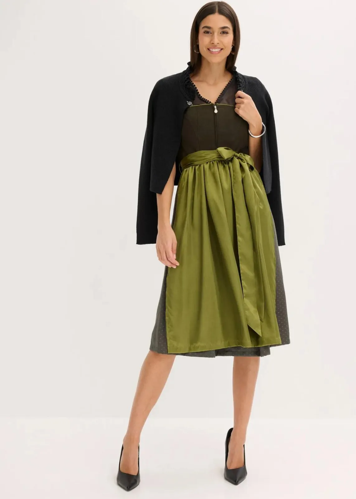 bonprix Bekleidung·Pullover & Strickjacken|Kleider^Dirndl und Schürze (2-tlg.Set) nachtoliv/lorbeergrün