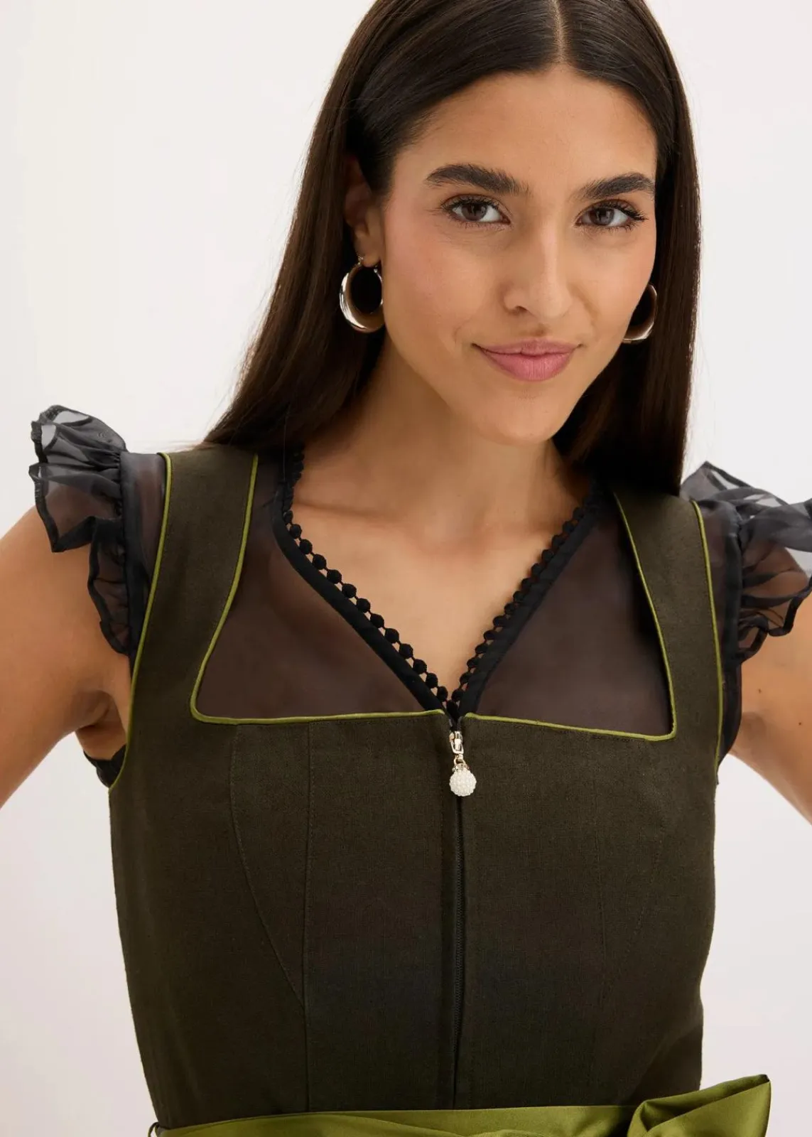 bonprix Bekleidung·Pullover & Strickjacken|Kleider^Dirndl und Schürze (2-tlg.Set) nachtoliv/lorbeergrün