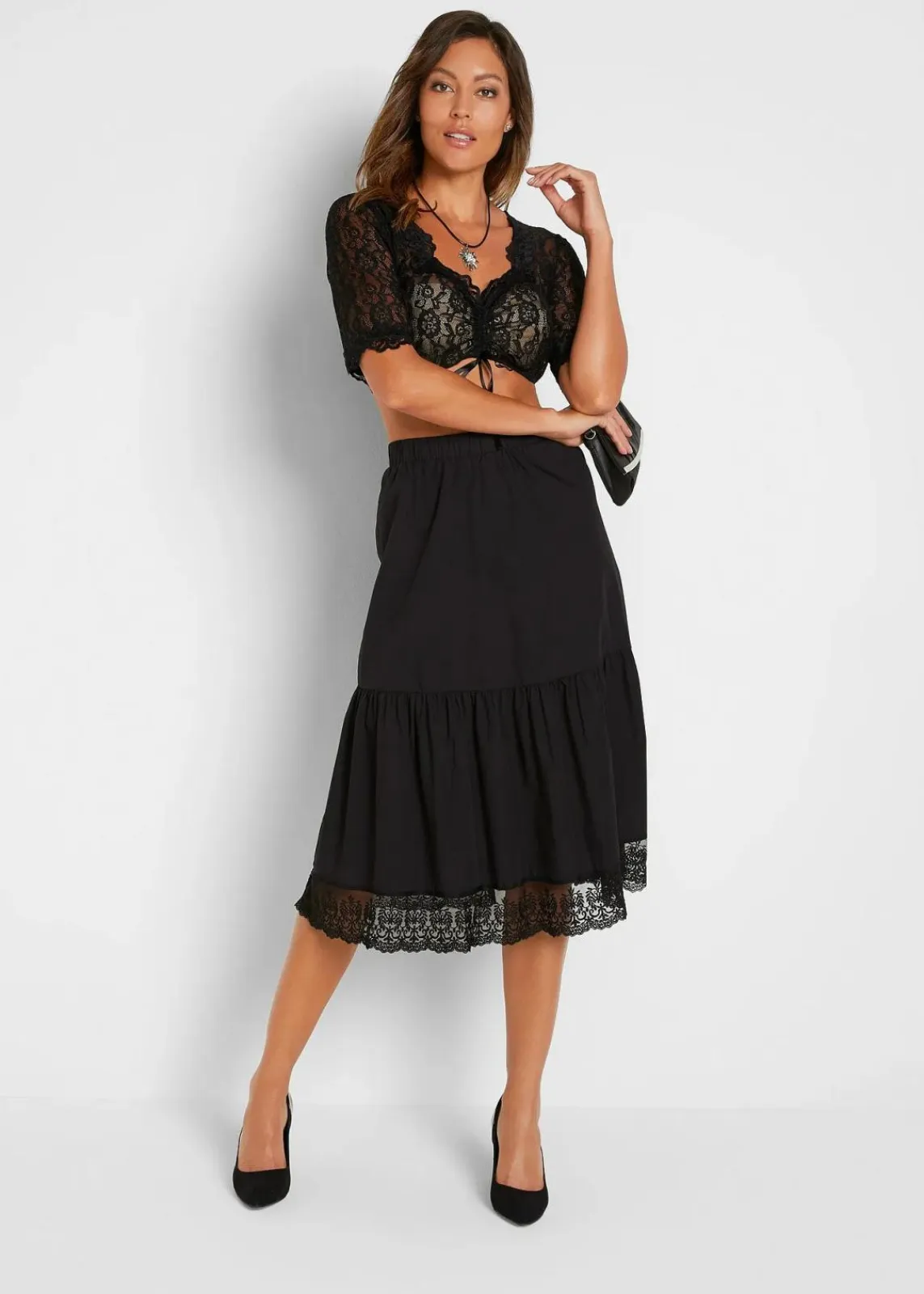 bonprix Blusen & Tuniken|Bekleidung·Jacken & Mäntel^Dirndlspitzenbluse schwarz