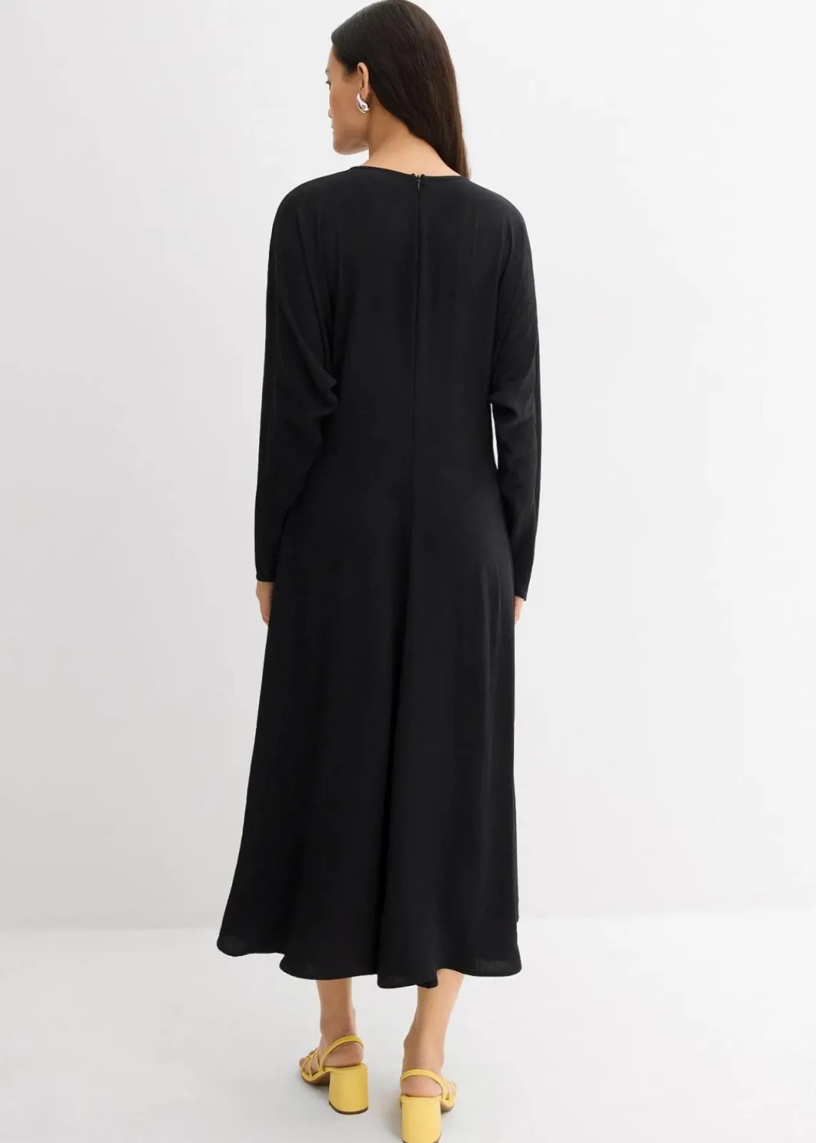 bonprix Kleider|Bekleidung·Pullover & Strickjacken^Drapiertes Midikleid schwarz
