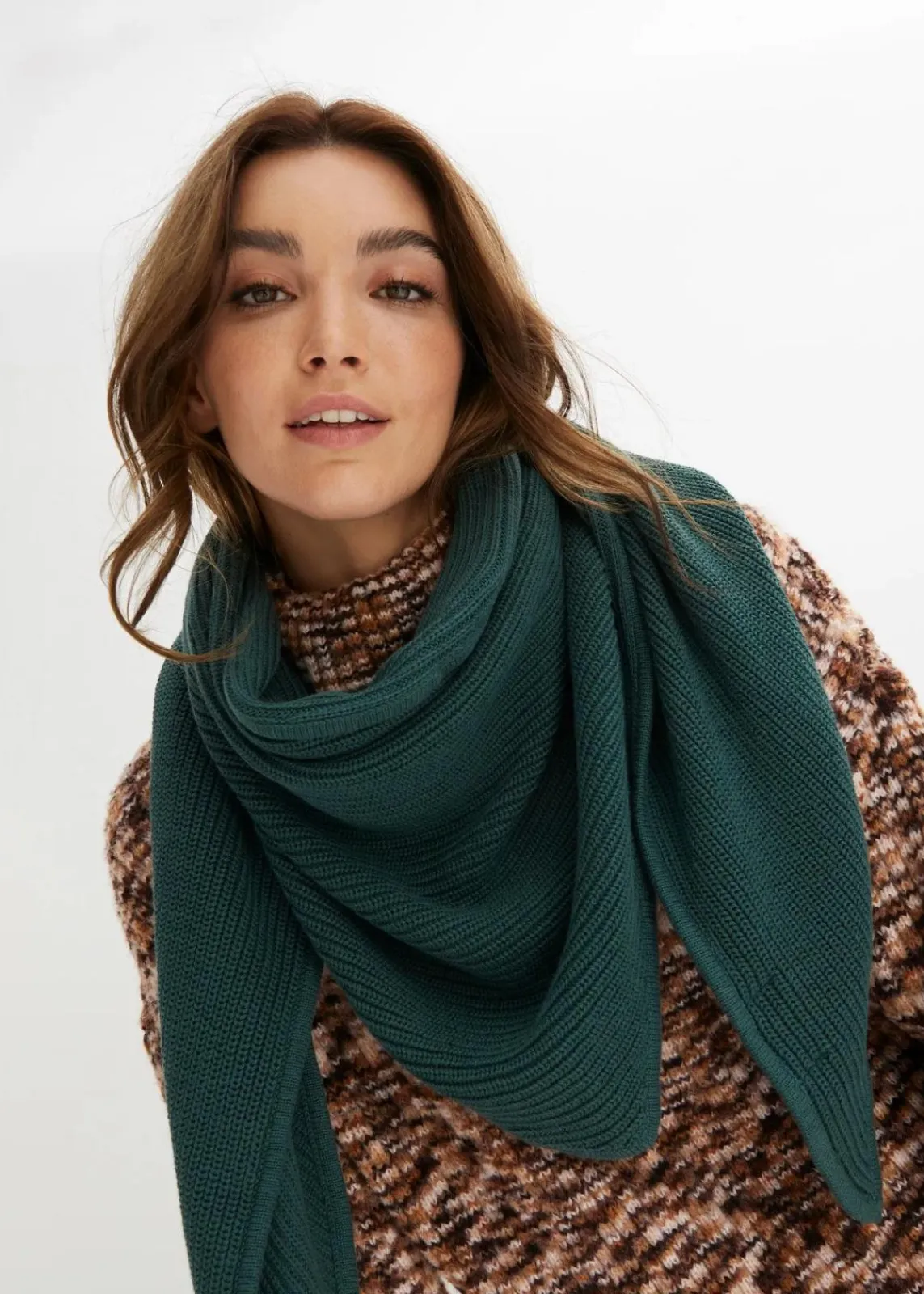 bonprix Schals & Tücher|Schuhe & Accessoires In Spezialgrößen·Tücher & Ponchos^Dreieckstuch aus reiner Baumwolle mattgrün