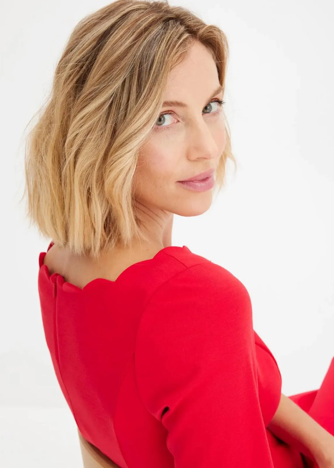 bonprix Kleider|Bekleidung·Pullover & Strickjacken^Etuikleid aus Punto di Roma rot