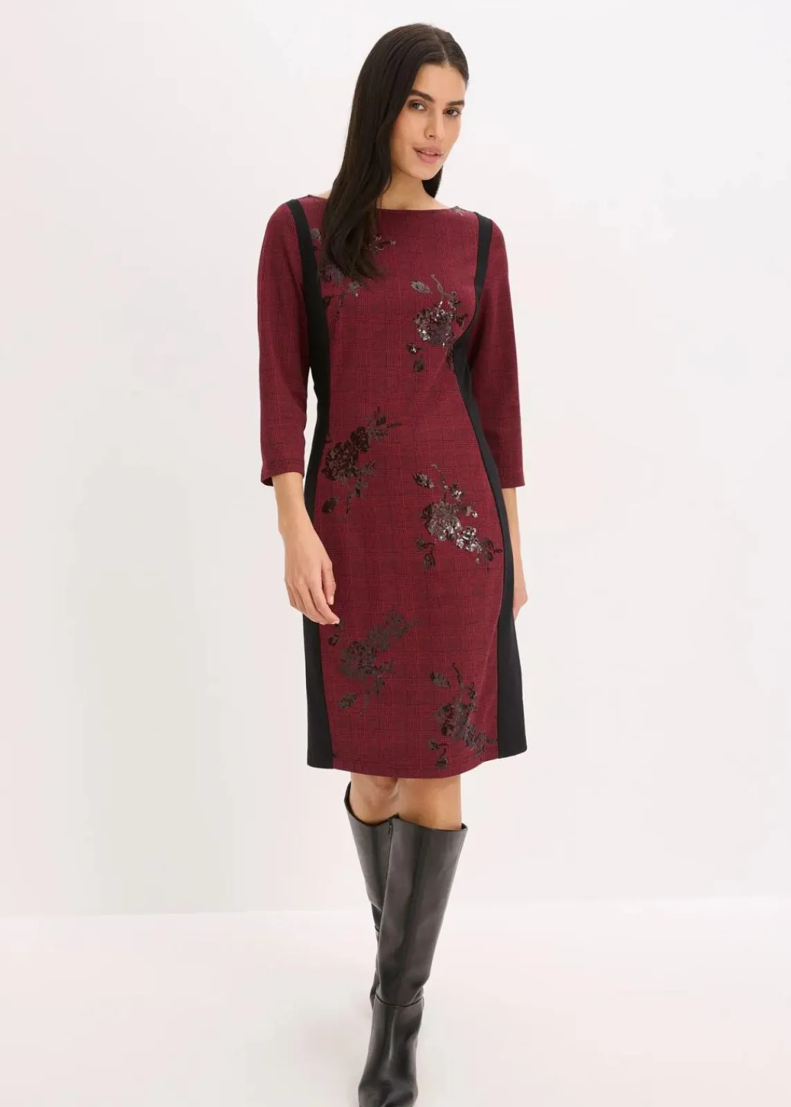 bonprix Kleider|Bekleidung·Pullover & Strickjacken^Etuikleid mit Paillettenstickerei dunkelrot/schwarz kariert