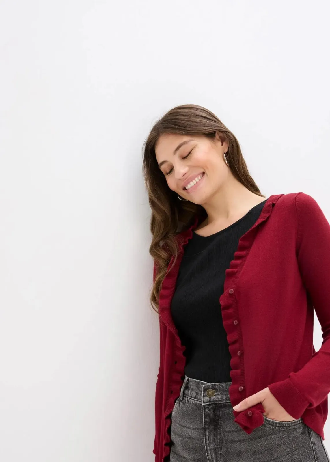 bonprix Strickmode|Pullover & Strickjacken^Feinstrickjacke aus fließendem Viskose-Mix pflaumenrot