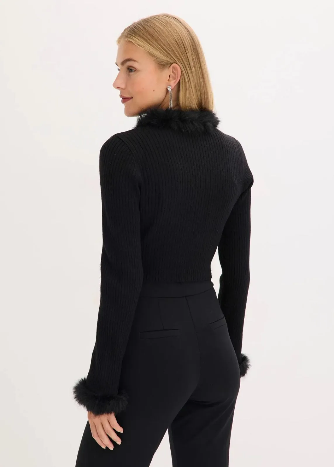 bonprix Bekleidung·Umstandsmode|Bekleidung·Jeans^Feinstrickjacke mit Fellimitat schwarz