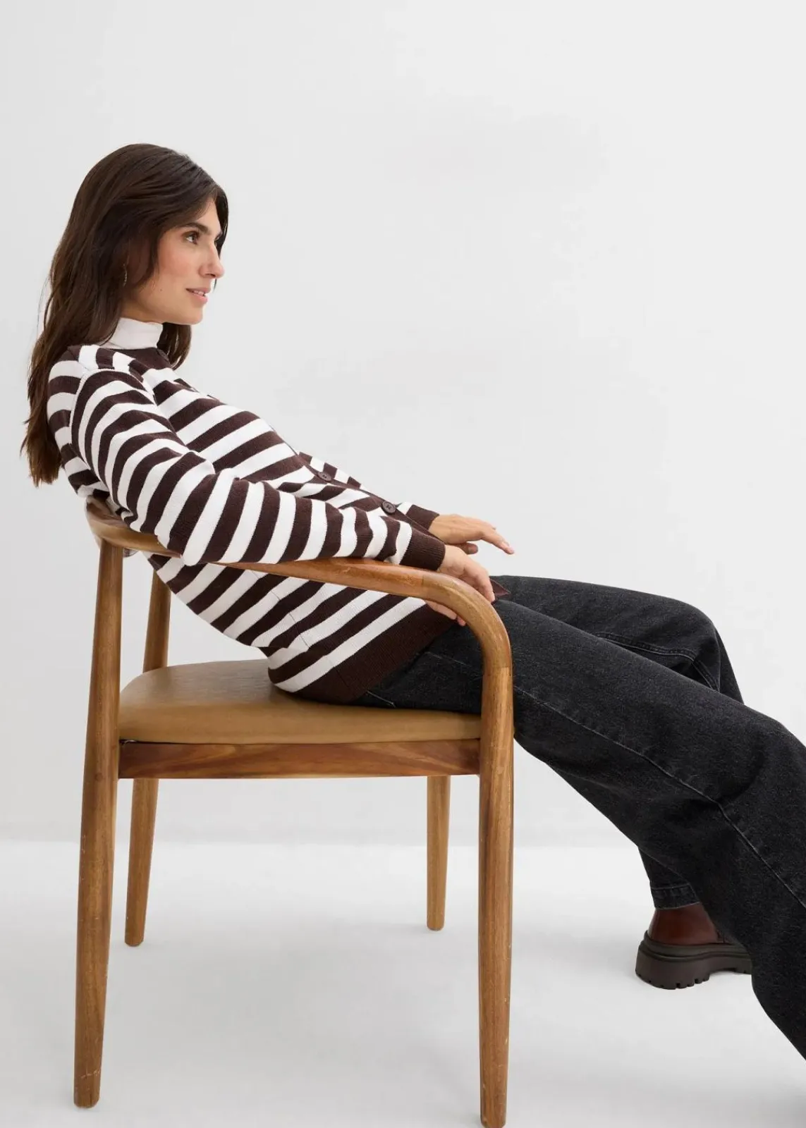 bonprix Bekleidung·Umstandsmode|Pullover & Strickjacken^Feinstrickjacke, Rundhals dunkelbraun/weiß gestreift