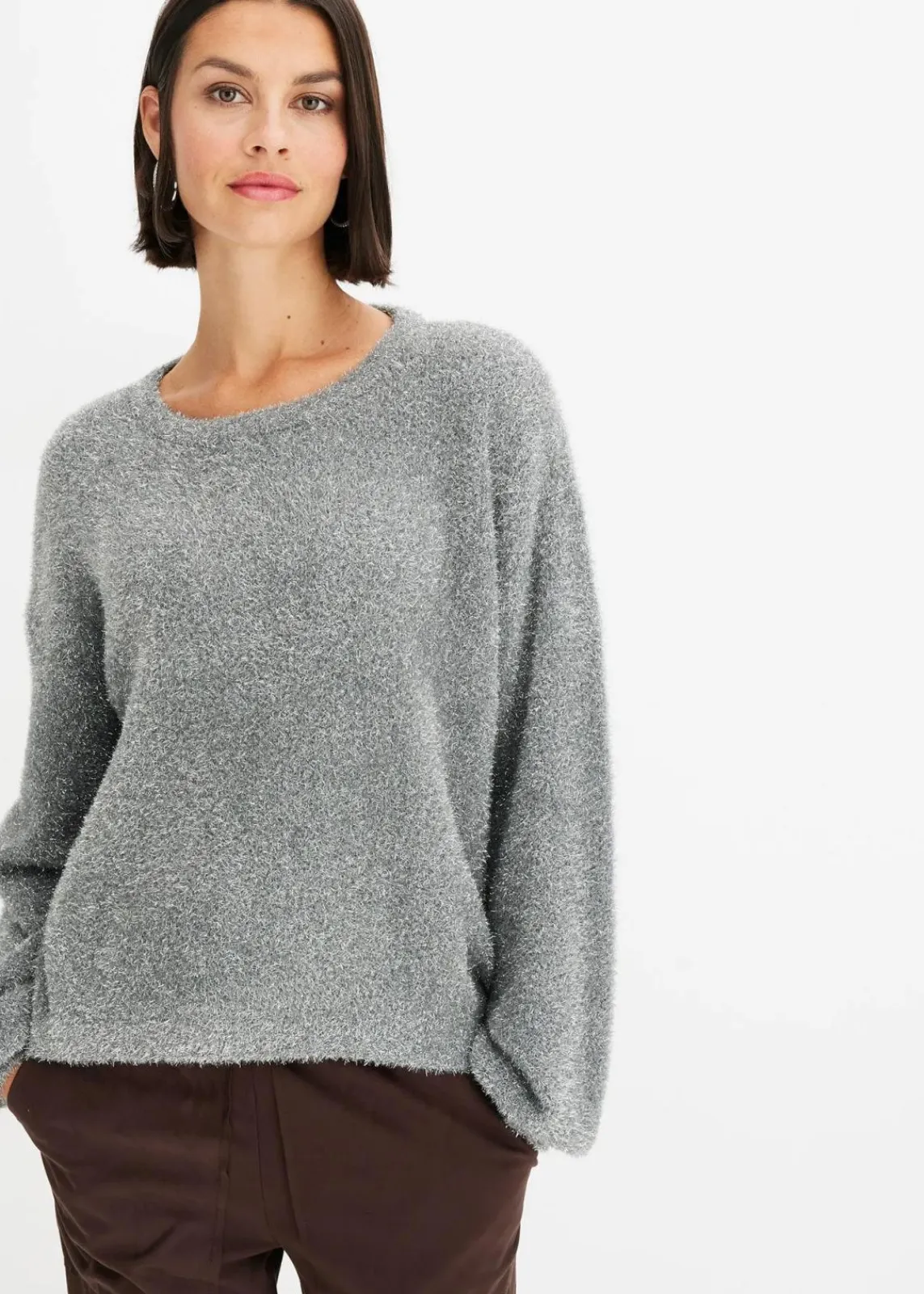 bonprix Pullover & Strickjacken|Bekleidung·Jeans^Feinstrickpullover grau/silber